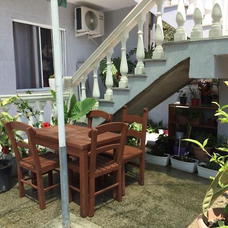 Cosyy House Apartment Vlore Bagian luar foto