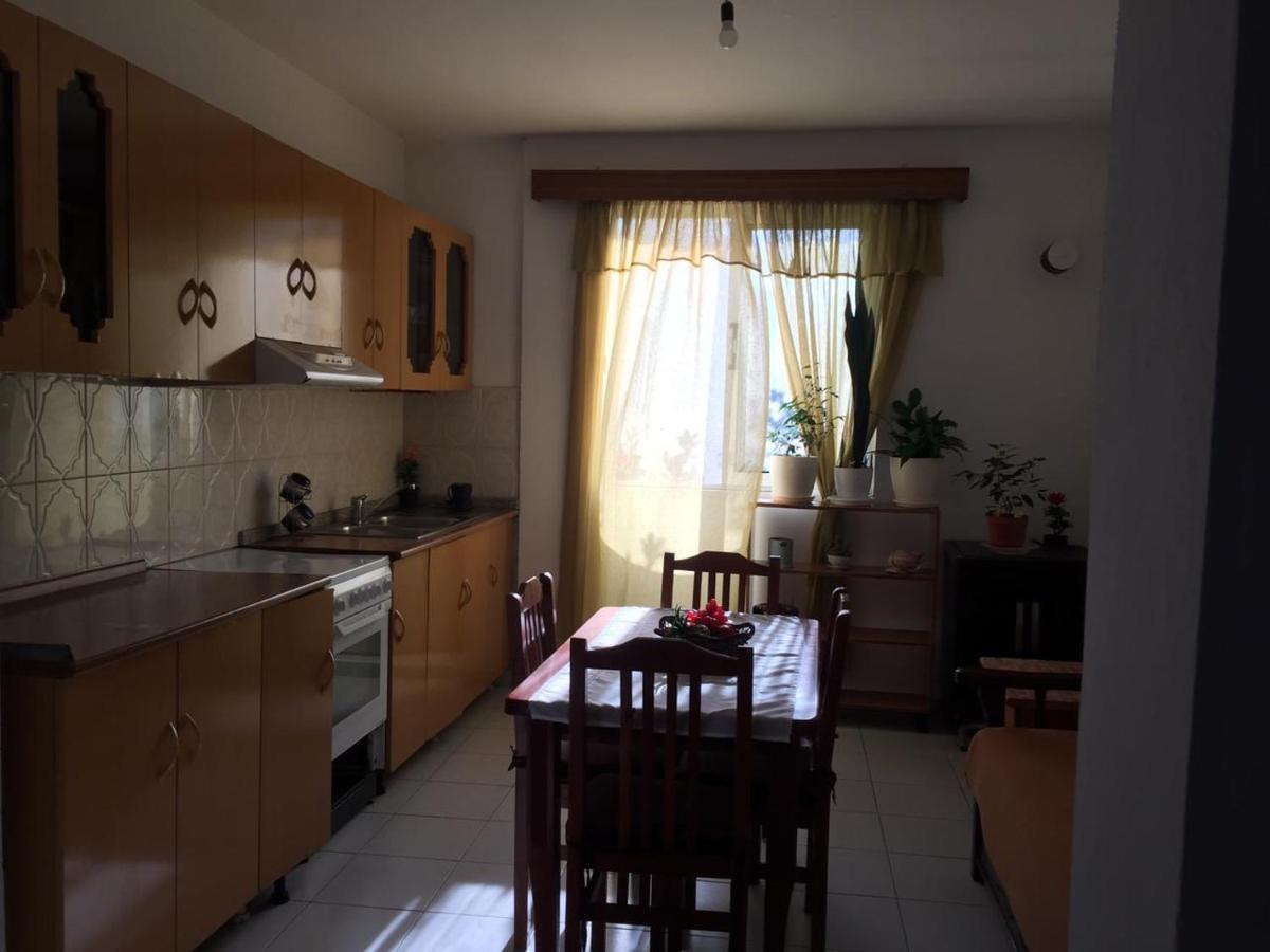 Cosyy House Apartment Vlore Bagian luar foto